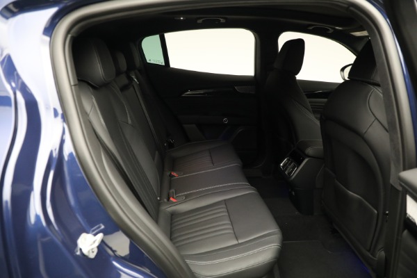New 2025 Maserati Grecale Modena for sale $83,405 at Rolls-Royce Motor Cars Greenwich in Greenwich CT 06830 13