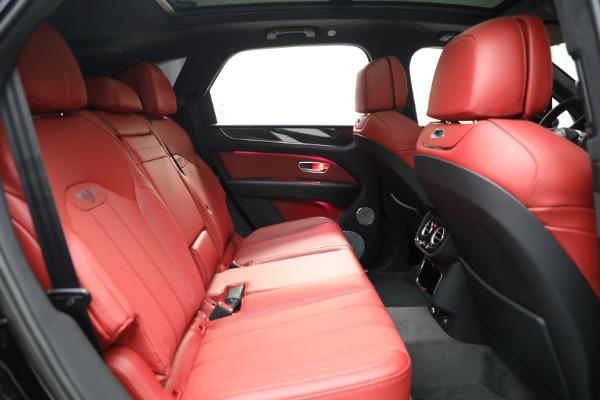 New 2025 Bentley Bentayga V8 for sale $228,900 at Rolls-Royce Motor Cars Greenwich in Greenwich CT 06830 27