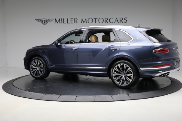 Used 2025 Bentley Bentayga EWB Azure V8 for sale $239,900 at Rolls-Royce Motor Cars Greenwich in Greenwich CT 06830 4