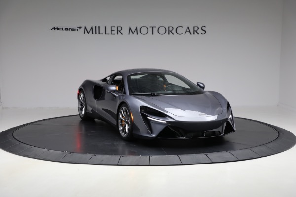 New 2025 McLaren Artura Vision for sale $292,398 at Rolls-Royce Motor Cars Greenwich in Greenwich CT 06830 11