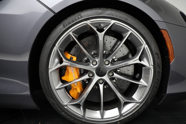 New 2025 McLaren Artura Vision for sale $292,398 at Rolls-Royce Motor Cars Greenwich in Greenwich CT 06830 19