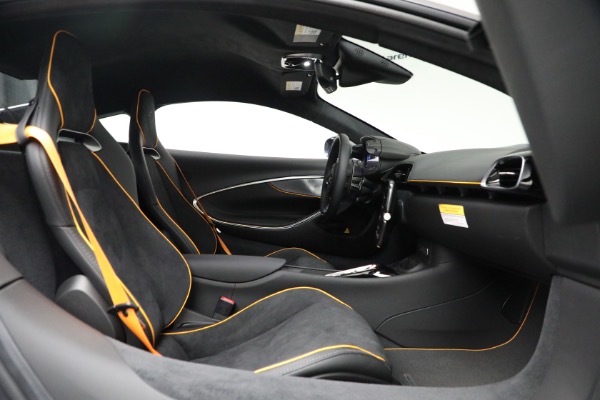 Used 2025 McLaren Artura Vision for sale $292,398 at Rolls-Royce Motor Cars Greenwich in Greenwich CT 06830 24