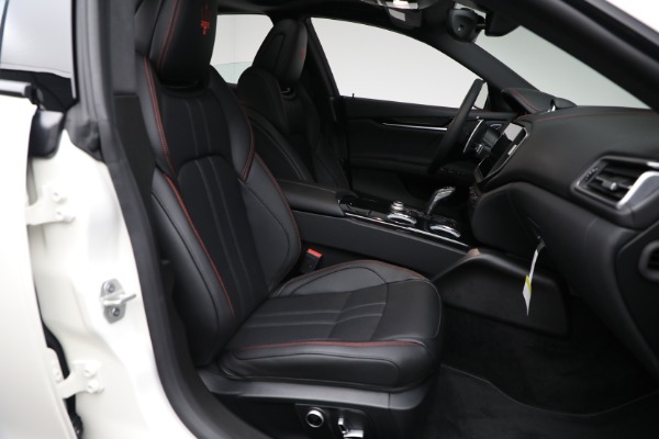 New 2024 Maserati Ghibli Modena Ultima Q4 for sale $87,324 at Rolls-Royce Motor Cars Greenwich in Greenwich CT 06830 16