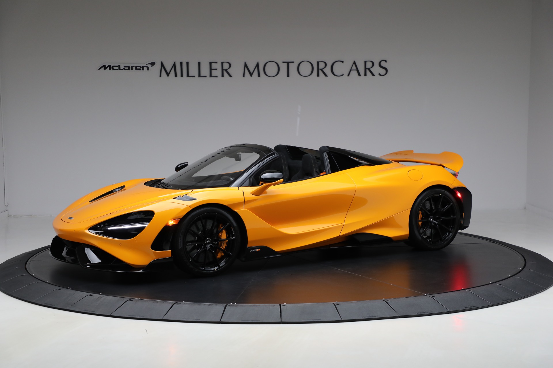 Used 2022 McLaren 765LT Spider for sale Sold at Rolls-Royce Motor Cars Greenwich in Greenwich CT 06830 2
