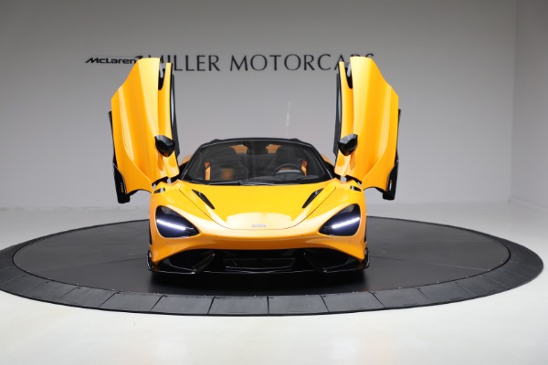 Used 2022 McLaren 765LT Spider for sale Sold at Rolls-Royce Motor Cars Greenwich in Greenwich CT 06830 22