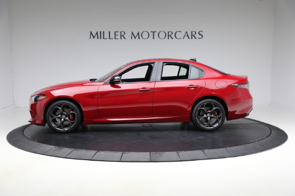 Used 2025 Alfa Romeo Giulia for sale $51,900 at Rolls-Royce Motor Cars Greenwich in Greenwich CT 06830 3