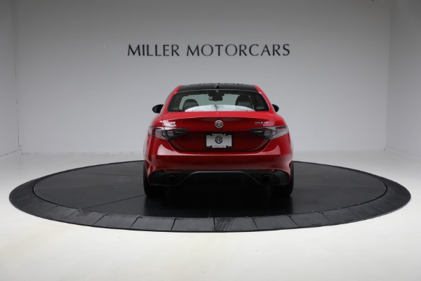 Used 2025 Alfa Romeo Giulia for sale $51,900 at Rolls-Royce Motor Cars Greenwich in Greenwich CT 06830 6
