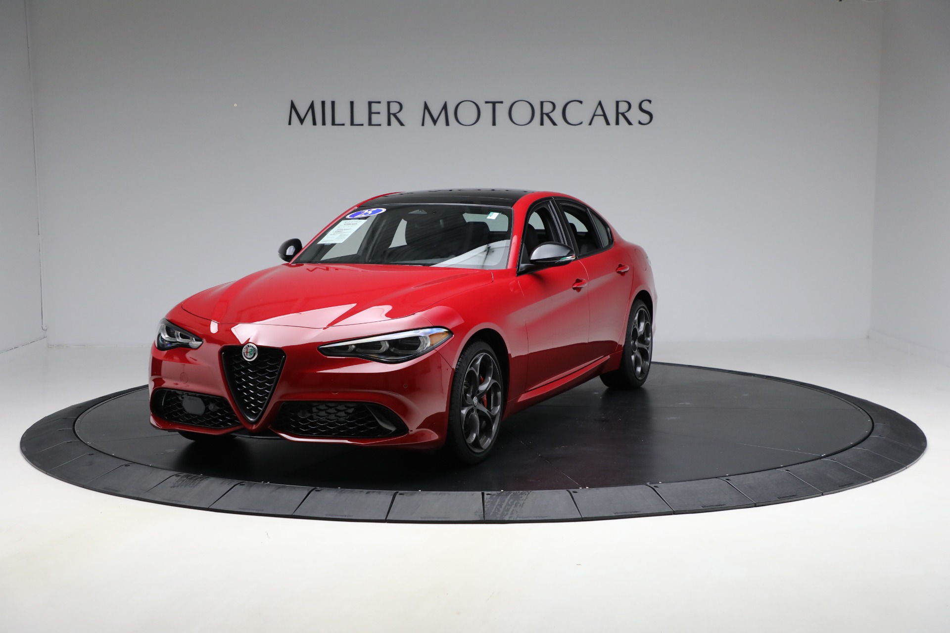 Used 2025 Alfa Romeo Giulia for sale $51,900 at Rolls-Royce Motor Cars Greenwich in Greenwich CT 06830 1