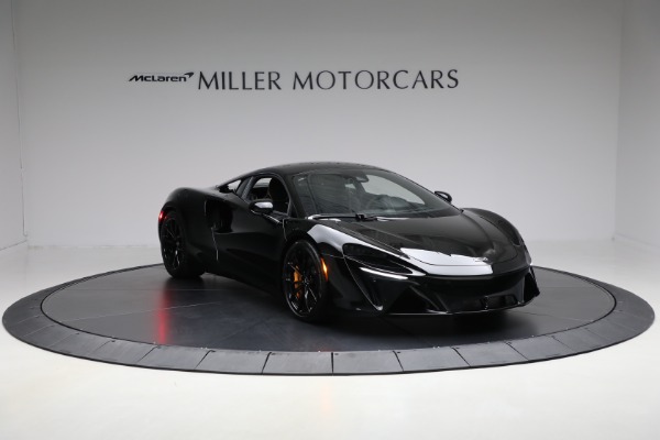 Used 2023 McLaren Artura Vision for sale $189,900 at Rolls-Royce Motor Cars Greenwich in Greenwich CT 06830 11