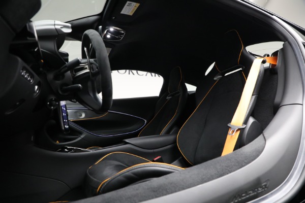 Used 2023 McLaren Artura Vision for sale $189,900 at Rolls-Royce Motor Cars Greenwich in Greenwich CT 06830 21