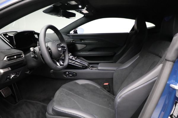 Used 2025 Aston Martin Vantage for sale $196,900 at Rolls-Royce Motor Cars Greenwich in Greenwich CT 06830 16