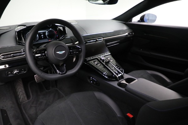 Used 2025 Aston Martin Vantage for sale $196,900 at Rolls-Royce Motor Cars Greenwich in Greenwich CT 06830 17