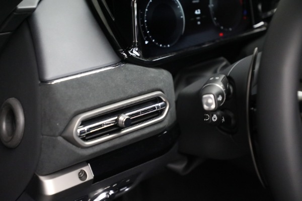 Used 2025 Aston Martin Vantage for sale $196,900 at Rolls-Royce Motor Cars Greenwich in Greenwich CT 06830 23