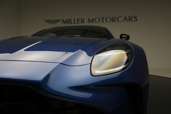 Used 2025 Aston Martin Vantage for sale $196,900 at Rolls-Royce Motor Cars Greenwich in Greenwich CT 06830 28