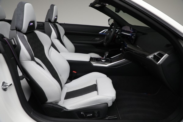 Used 2025 BMW M4 Competition xDrive for sale Sold at Rolls-Royce Motor Cars Greenwich in Greenwich CT 06830 25