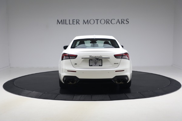 Used 2022 Maserati Ghibli Modena Q4 for sale $37,900 at Rolls-Royce Motor Cars Greenwich in Greenwich CT 06830 6