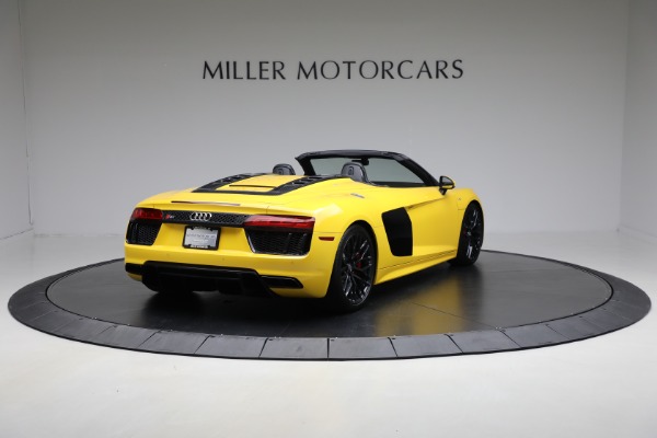 Used 2018 Audi R8 5.2 quattro V10 Spyder for sale $135,900 at Rolls-Royce Motor Cars Greenwich in Greenwich CT 06830 7