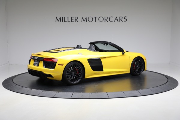 Used 2018 Audi R8 5.2 quattro V10 Spyder for sale $135,900 at Rolls-Royce Motor Cars Greenwich in Greenwich CT 06830 8