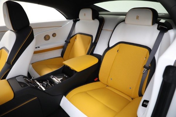 Used 2025 Rolls-Royce Black Badge Spectre for sale $459,900 at Rolls-Royce Motor Cars Greenwich in Greenwich CT 06830 16