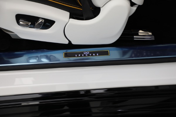 Used 2025 Rolls-Royce Black Badge Spectre for sale $459,900 at Rolls-Royce Motor Cars Greenwich in Greenwich CT 06830 22