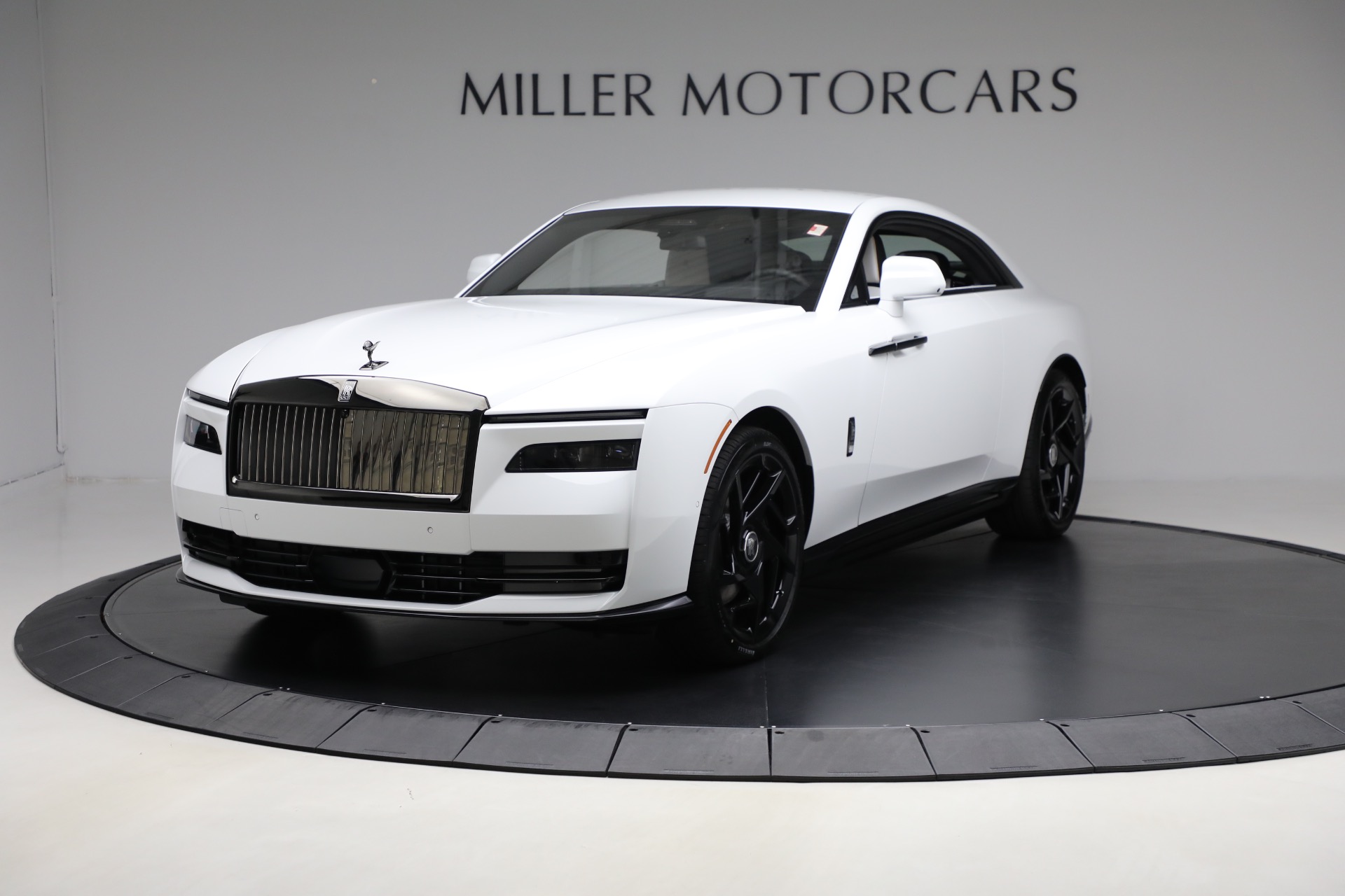 Used 2025 Rolls-Royce Black Badge Spectre for sale $459,900 at Rolls-Royce Motor Cars Greenwich in Greenwich CT 06830 1