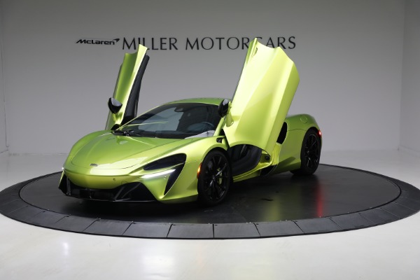 Used 2024 McLaren Artura TechLux for sale $191,900 at Rolls-Royce Motor Cars Greenwich in Greenwich CT 06830 14