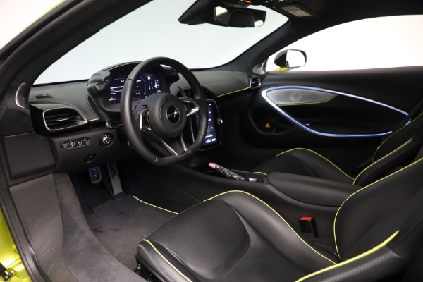 Used 2024 McLaren Artura TechLux for sale $191,900 at Rolls-Royce Motor Cars Greenwich in Greenwich CT 06830 17