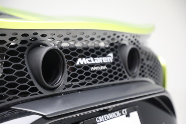 Used 2024 McLaren Artura TechLux for sale $191,900 at Rolls-Royce Motor Cars Greenwich in Greenwich CT 06830 23