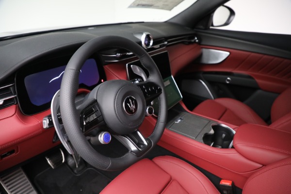 New 2025 Maserati Grecale Trofeo for sale $118,531 at Rolls-Royce Motor Cars Greenwich in Greenwich CT 06830 15