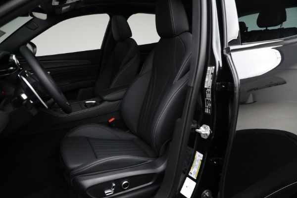 New 2025 Maserati Grecale Trofeo for sale $131,535 at Rolls-Royce Motor Cars Greenwich in Greenwich CT 06830 17