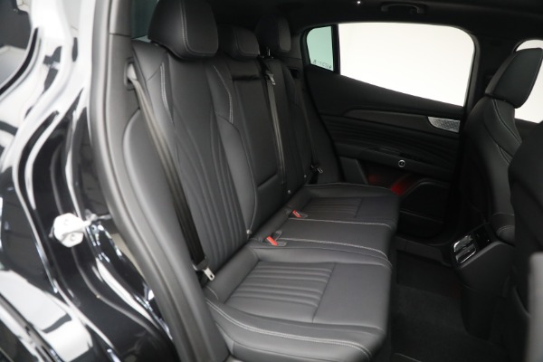 New 2025 Maserati Grecale Trofeo for sale $131,535 at Rolls-Royce Motor Cars Greenwich in Greenwich CT 06830 23