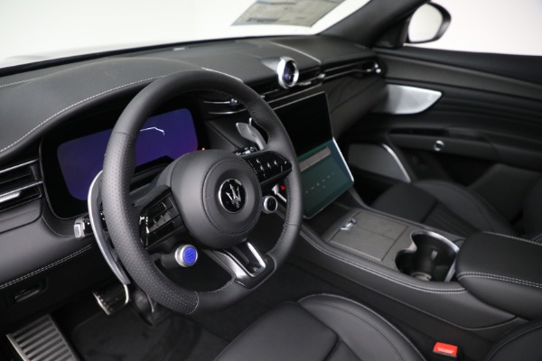New 2025 Maserati Grecale Trofeo for sale $131,535 at Rolls-Royce Motor Cars Greenwich in Greenwich CT 06830 24