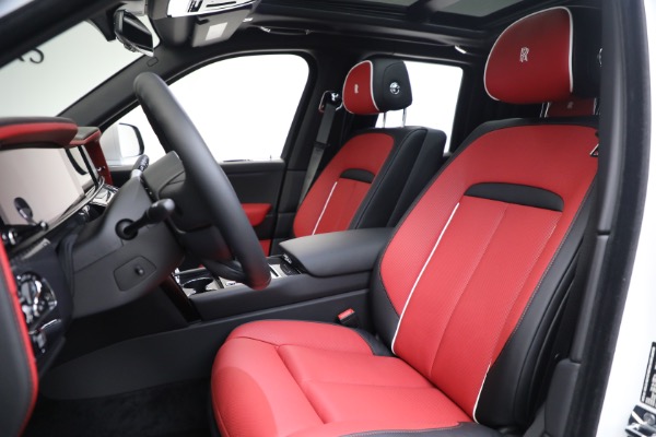 New 2025 Rolls-Royce Black Badge Cullinan for sale $565,050 at Rolls-Royce Motor Cars Greenwich in Greenwich CT 06830 20