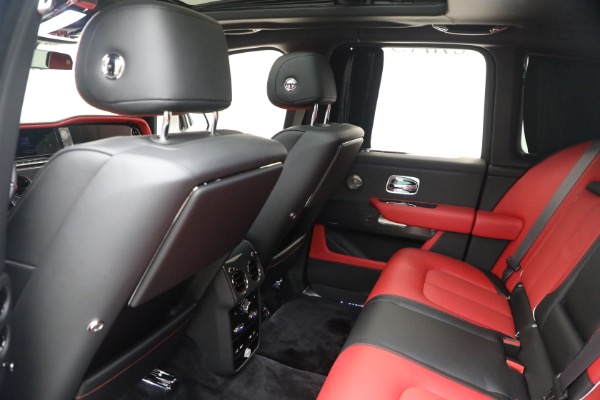New 2025 Rolls-Royce Black Badge Cullinan for sale $565,050 at Rolls-Royce Motor Cars Greenwich in Greenwich CT 06830 25