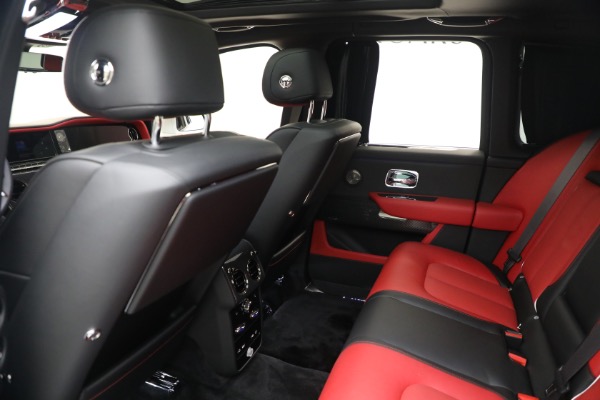 New 2025 Rolls-Royce Black Badge Cullinan for sale $565,050 at Rolls-Royce Motor Cars Greenwich in Greenwich CT 06830 26