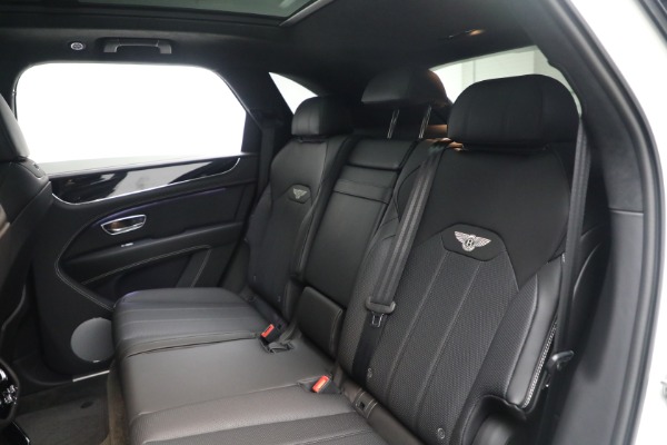 Used 2023 Bentley Bentayga V8 for sale $175,900 at Rolls-Royce Motor Cars Greenwich in Greenwich CT 06830 20