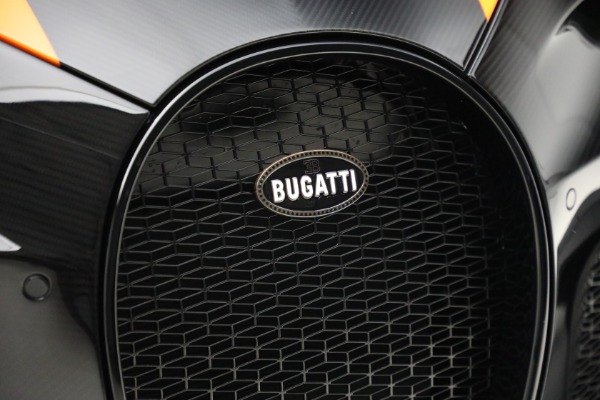 Used 2022 Bugatti Chiron Super Sport for sale Call for price at Rolls-Royce Motor Cars Greenwich in Greenwich CT 06830 27