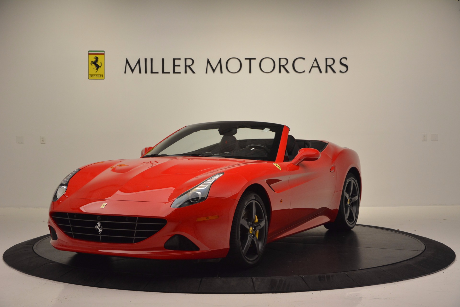 Used 2016 Ferrari California T for sale Sold at Rolls-Royce Motor Cars Greenwich in Greenwich CT 06830 1