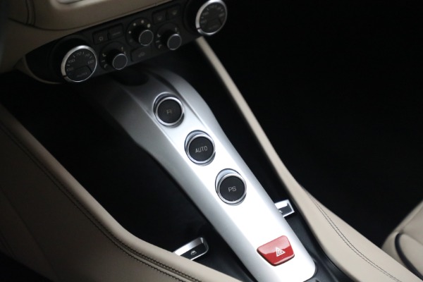 Used 2016 Ferrari California T for sale $122,900 at Rolls-Royce Motor Cars Greenwich in Greenwich CT 06830 24