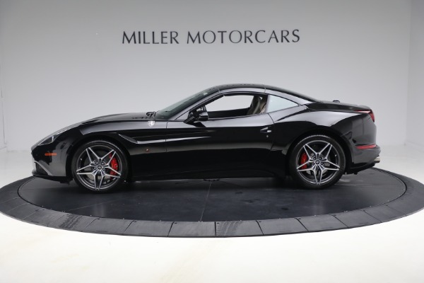 Used 2016 Ferrari California T for sale $122,900 at Rolls-Royce Motor Cars Greenwich in Greenwich CT 06830 27