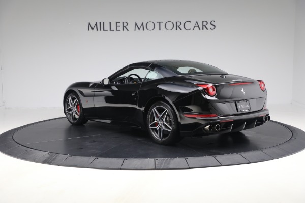 Used 2016 Ferrari California T for sale $122,900 at Rolls-Royce Motor Cars Greenwich in Greenwich CT 06830 28