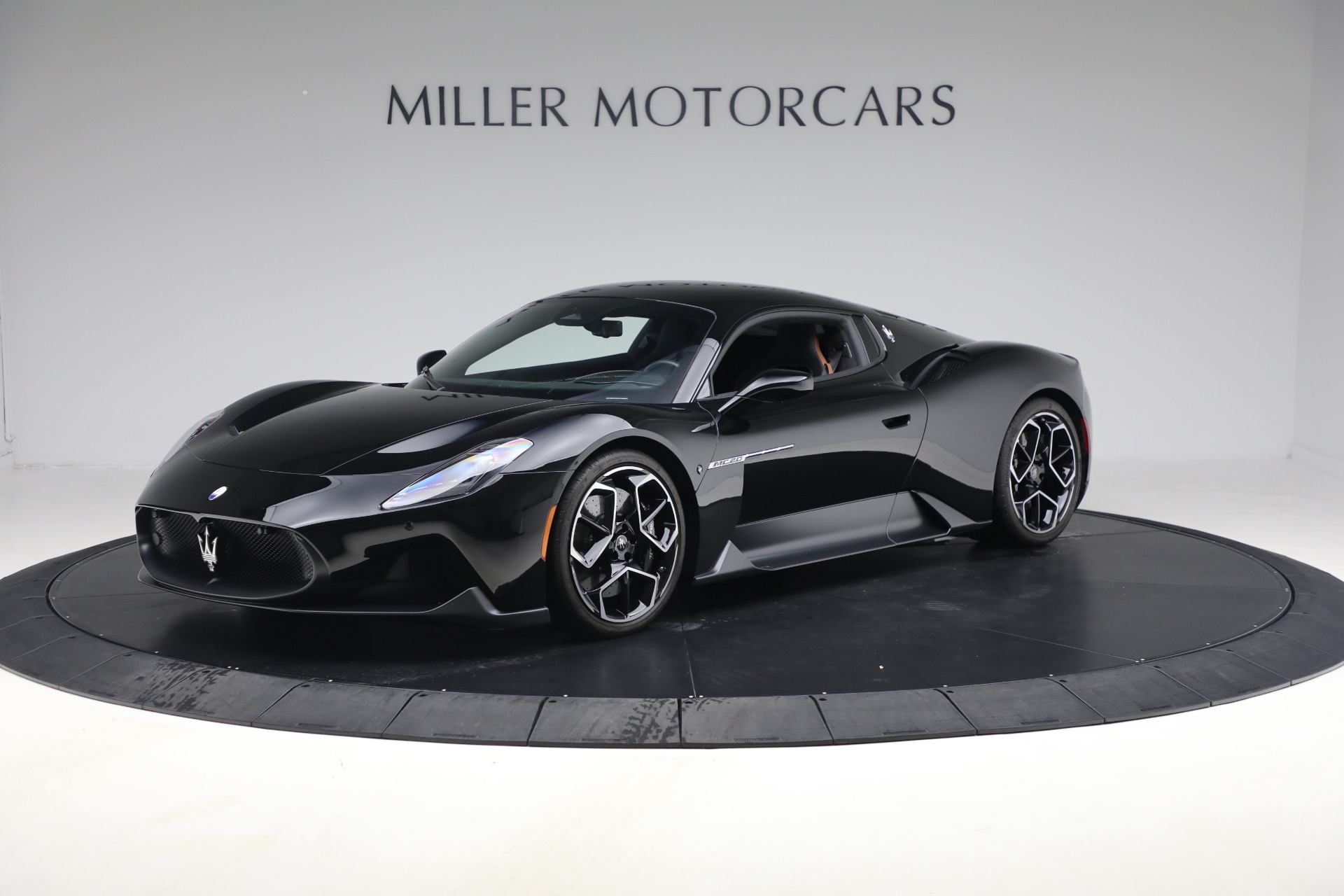 Used 2023 Maserati MC20 for sale $205,900 at Rolls-Royce Motor Cars Greenwich in Greenwich CT 06830 1