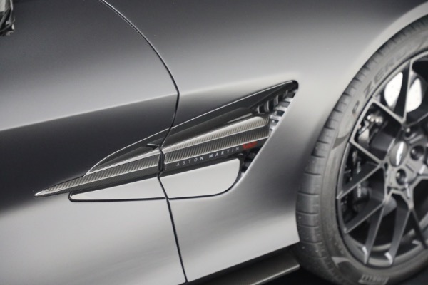 Used 2025 Aston Martin Vanquish for sale Sold at Rolls-Royce Motor Cars Greenwich in Greenwich CT 06830 15