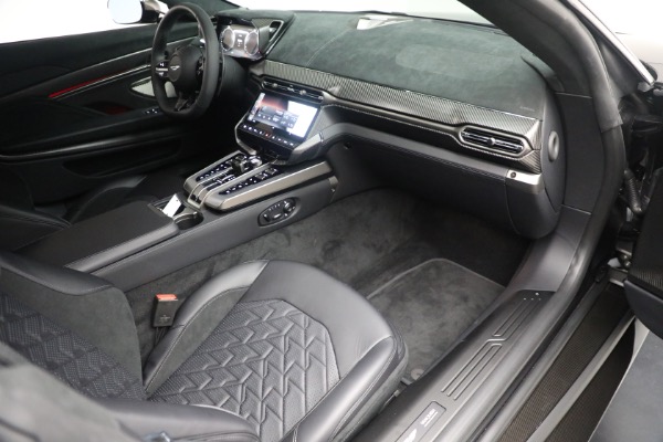 Used 2025 Aston Martin Vanquish for sale Sold at Rolls-Royce Motor Cars Greenwich in Greenwich CT 06830 26