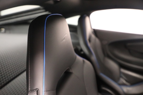 Used 2021 McLaren GT Luxe for sale $149,900 at Rolls-Royce Motor Cars Greenwich in Greenwich CT 06830 28
