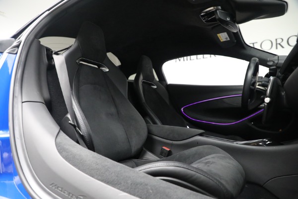 Used 2023 McLaren Artura Performance for sale $164,900 at Rolls-Royce Motor Cars Greenwich in Greenwich CT 06830 16