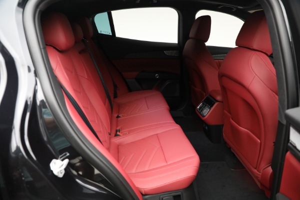 New 2025 Maserati Grecale for sale $83,405 at Rolls-Royce Motor Cars Greenwich in Greenwich CT 06830 18