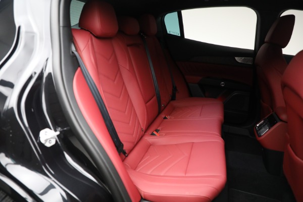 New 2025 Maserati Grecale for sale $83,405 at Rolls-Royce Motor Cars Greenwich in Greenwich CT 06830 19