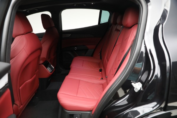 New 2025 Maserati Grecale for sale $83,405 at Rolls-Royce Motor Cars Greenwich in Greenwich CT 06830 20