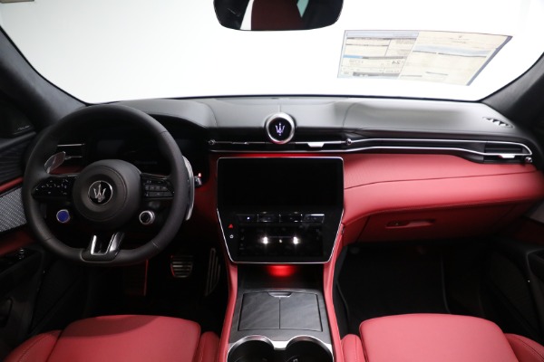 New 2025 Maserati Grecale for sale $83,405 at Rolls-Royce Motor Cars Greenwich in Greenwich CT 06830 21